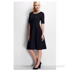 Lands’ End Pull on dress